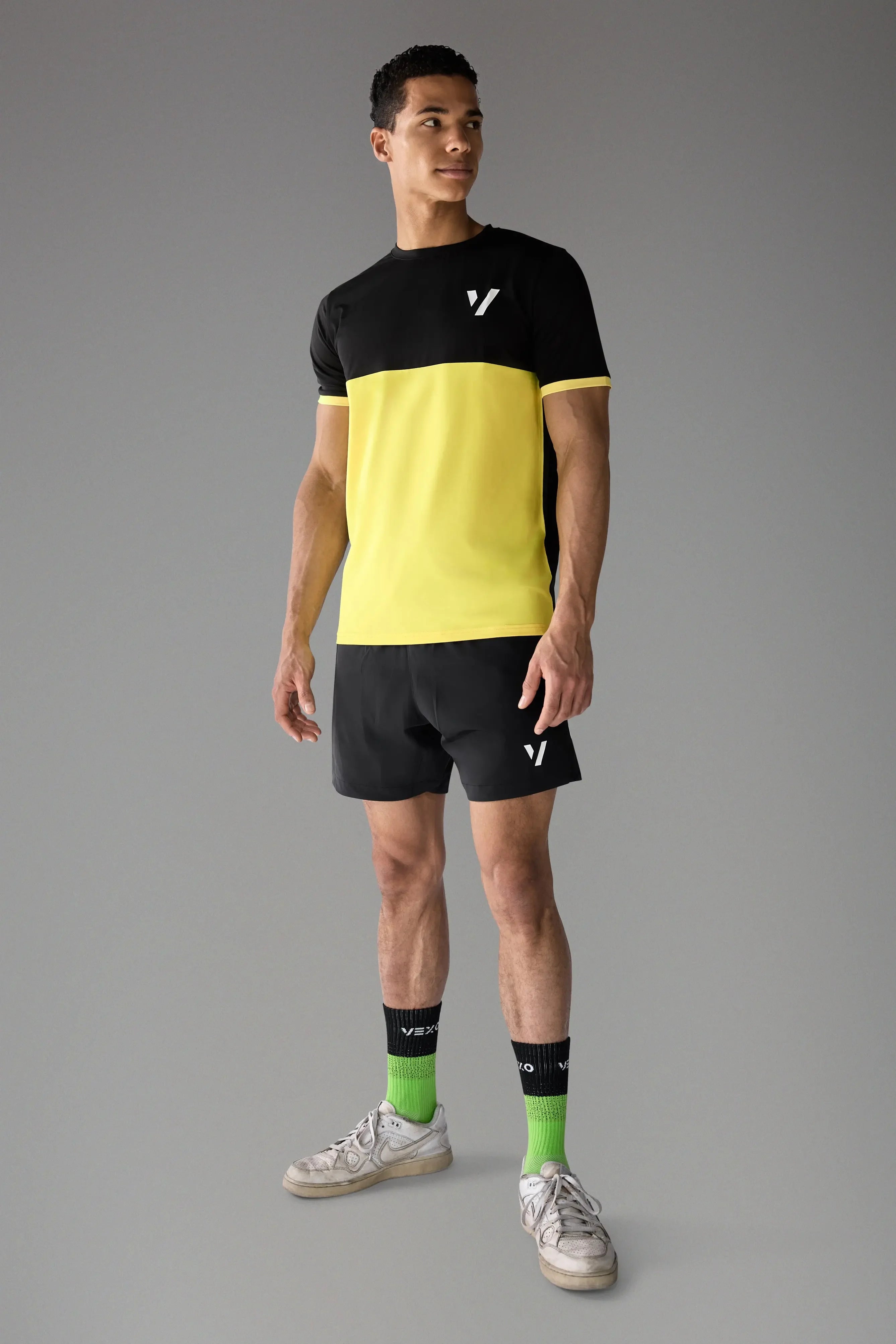 Vexo PrimeFit Match Tee – high-performance tennis t-shirt with a fitted design, breathable DryFit fabric, and lightweight feel for optimal comfort on court.