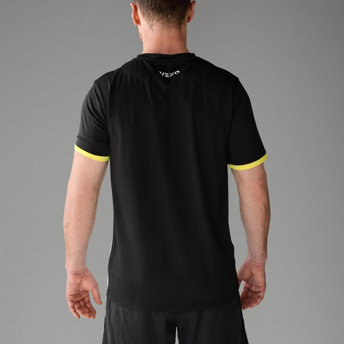 Vexo PrimeFit Match Tee – high-performance tennis t-shirt with a fitted design, breathable DryFit fabric, and lightweight feel for optimal comfort on court.
