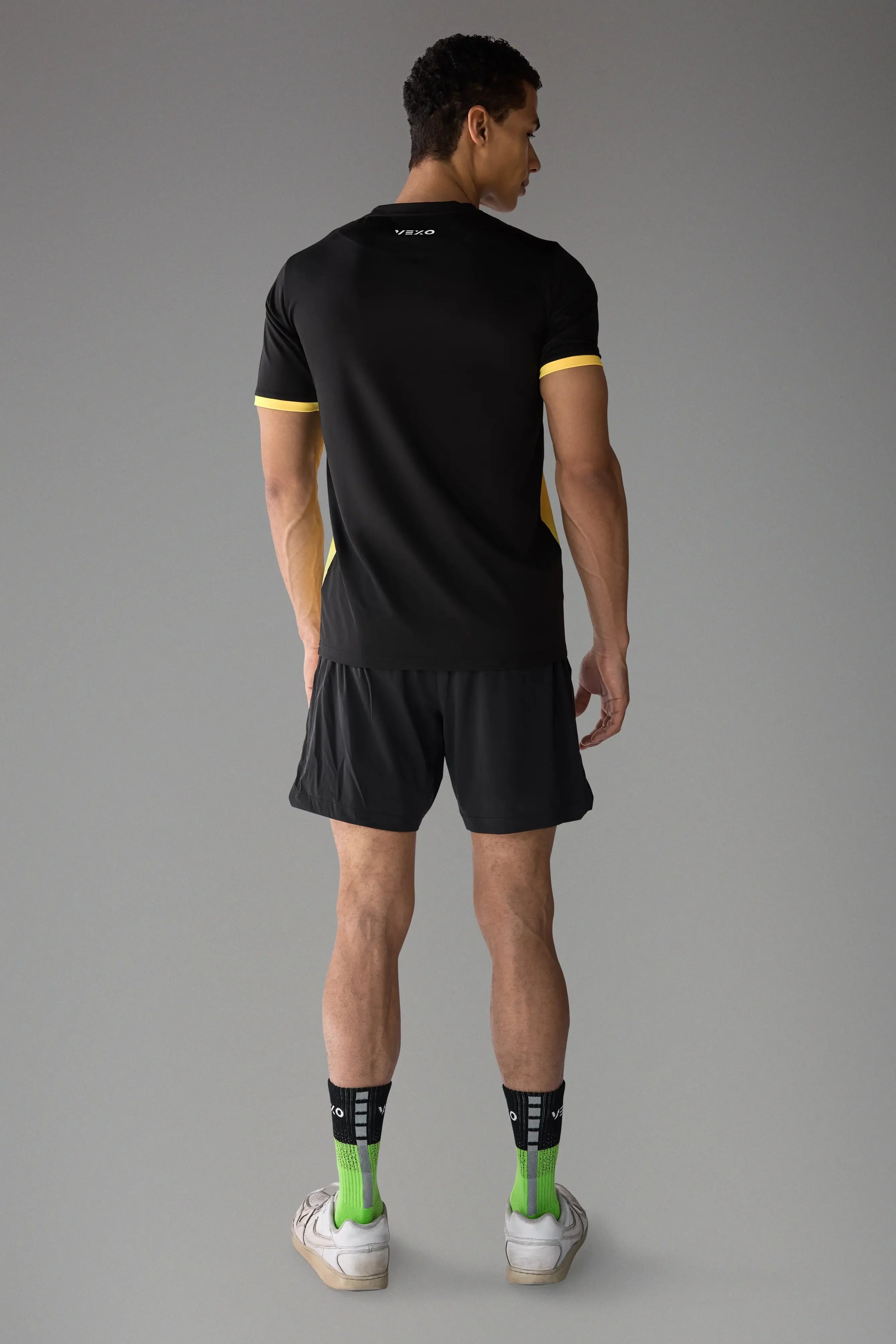 Vexo PrimeFit Match Tee – high-performance tennis t-shirt with a fitted design, breathable DryFit fabric, and lightweight feel for optimal comfort on court.