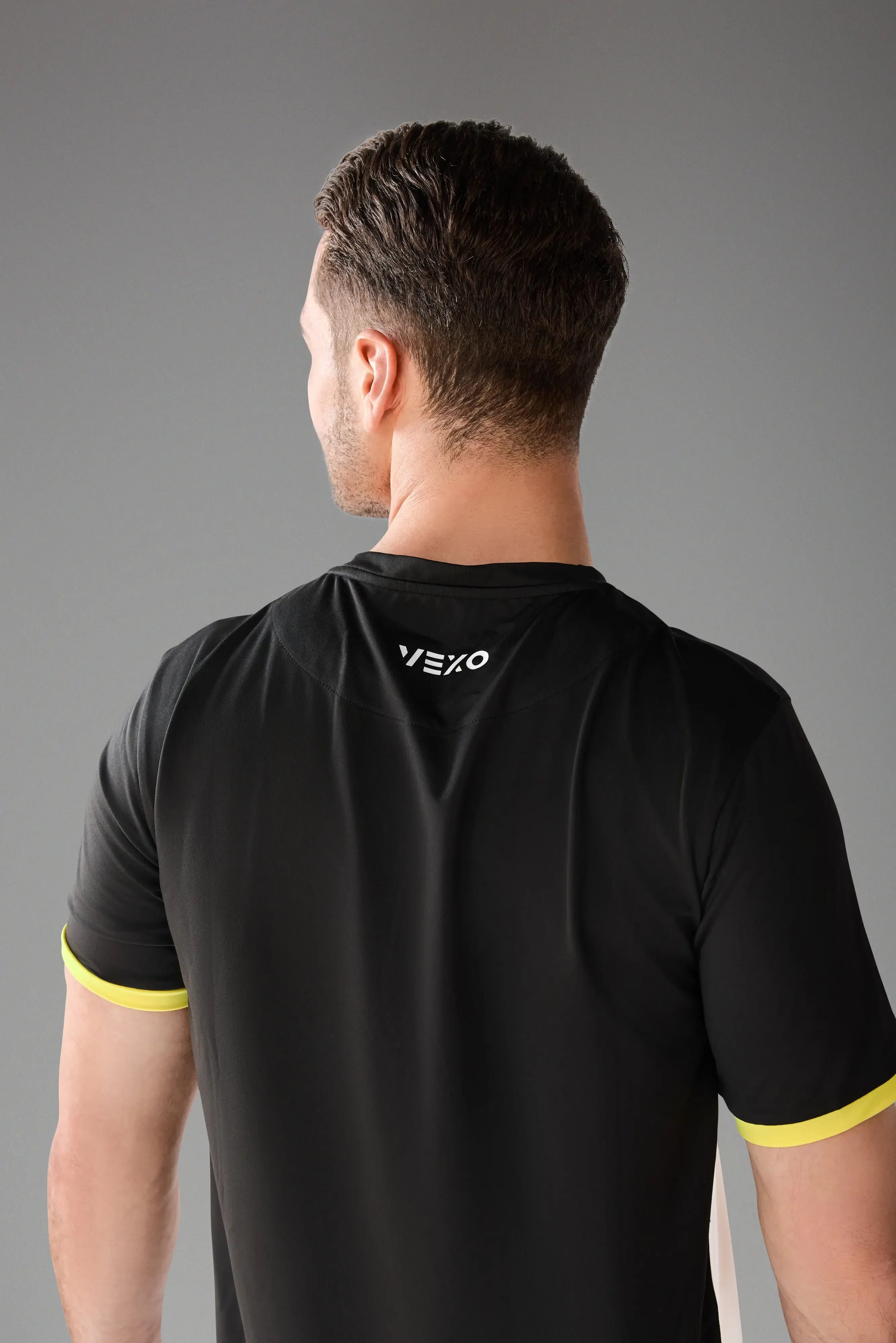 Vexo PrimeFit Match Tee – high-performance tennis t-shirt with a fitted design, breathable DryFit fabric, and lightweight feel for optimal comfort on court.