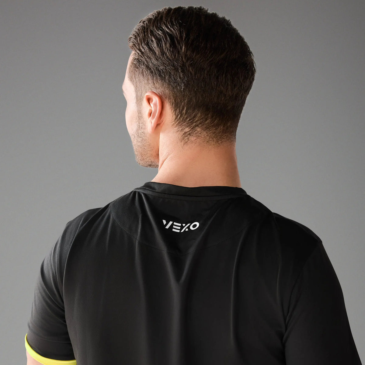 Vexo PrimeFit Match Tee – high-performance tennis t-shirt with a fitted design, breathable DryFit fabric, and lightweight feel for optimal comfort on court.