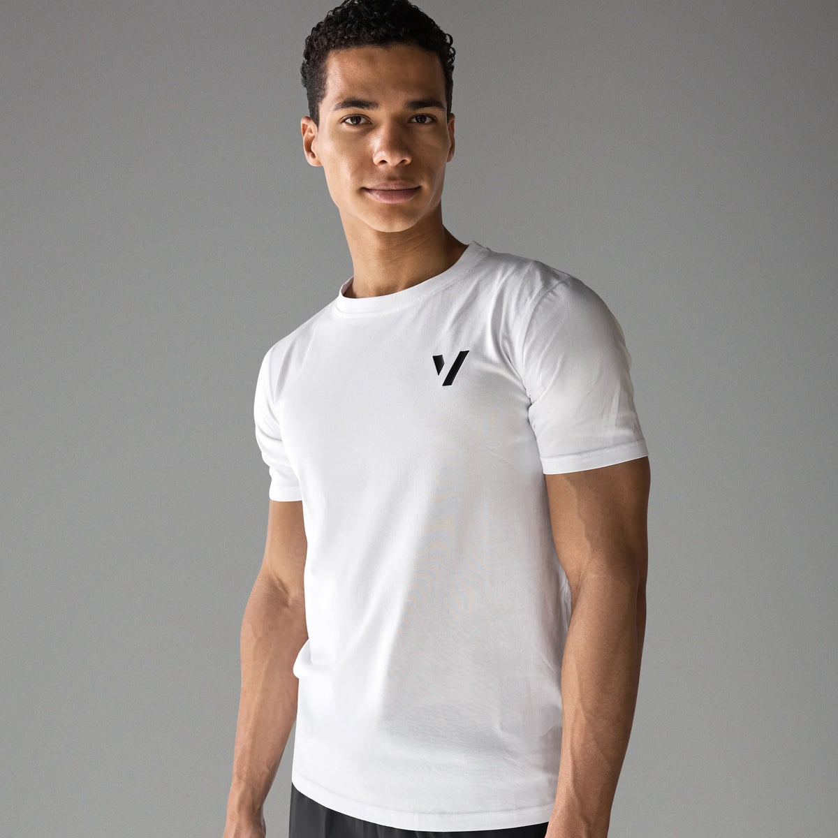 Vexo TrainWell Training T-Shirt – breathable, moisture-wicking athletic shirt designed for high-performance training with a soft, comfortable fit.