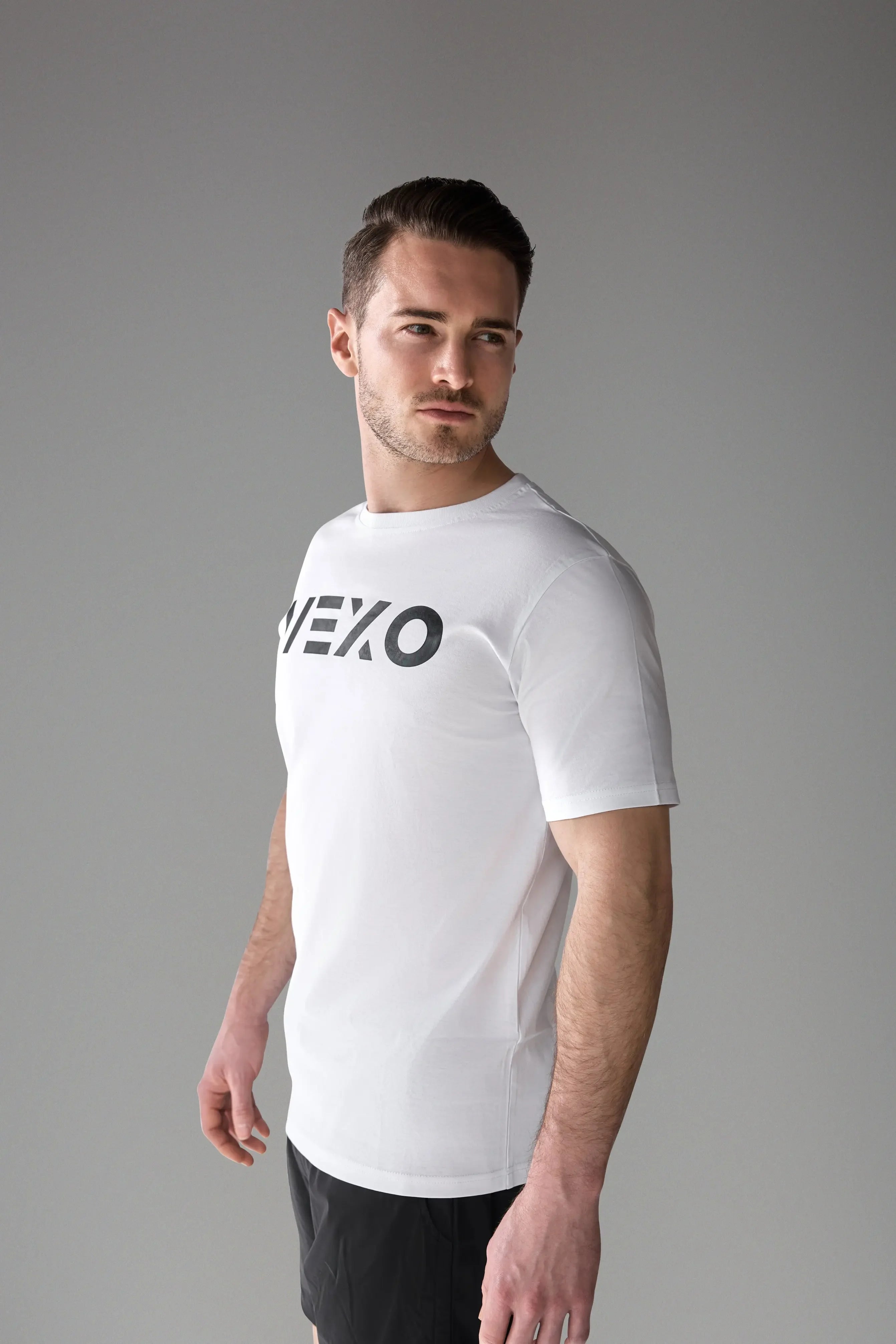 Vexo TrainWell Training T-Shirt – breathable, moisture-wicking athletic shirt designed for high-performance training with a soft, comfortable fit.