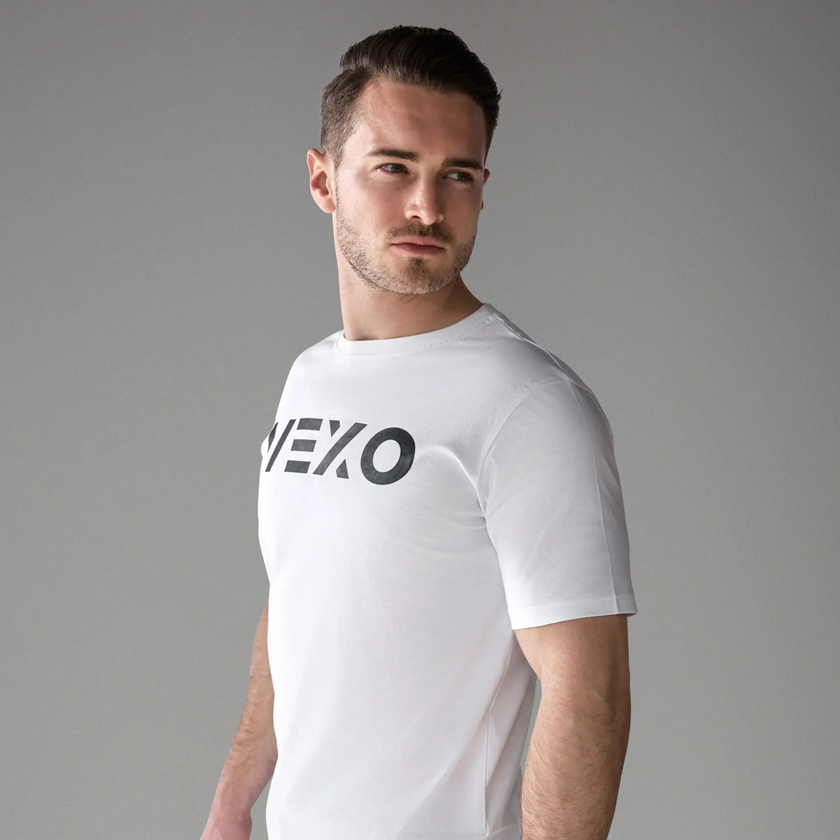 Vexo TrainWell Training T-Shirt – breathable, moisture-wicking athletic shirt designed for high-performance training with a soft, comfortable fit.