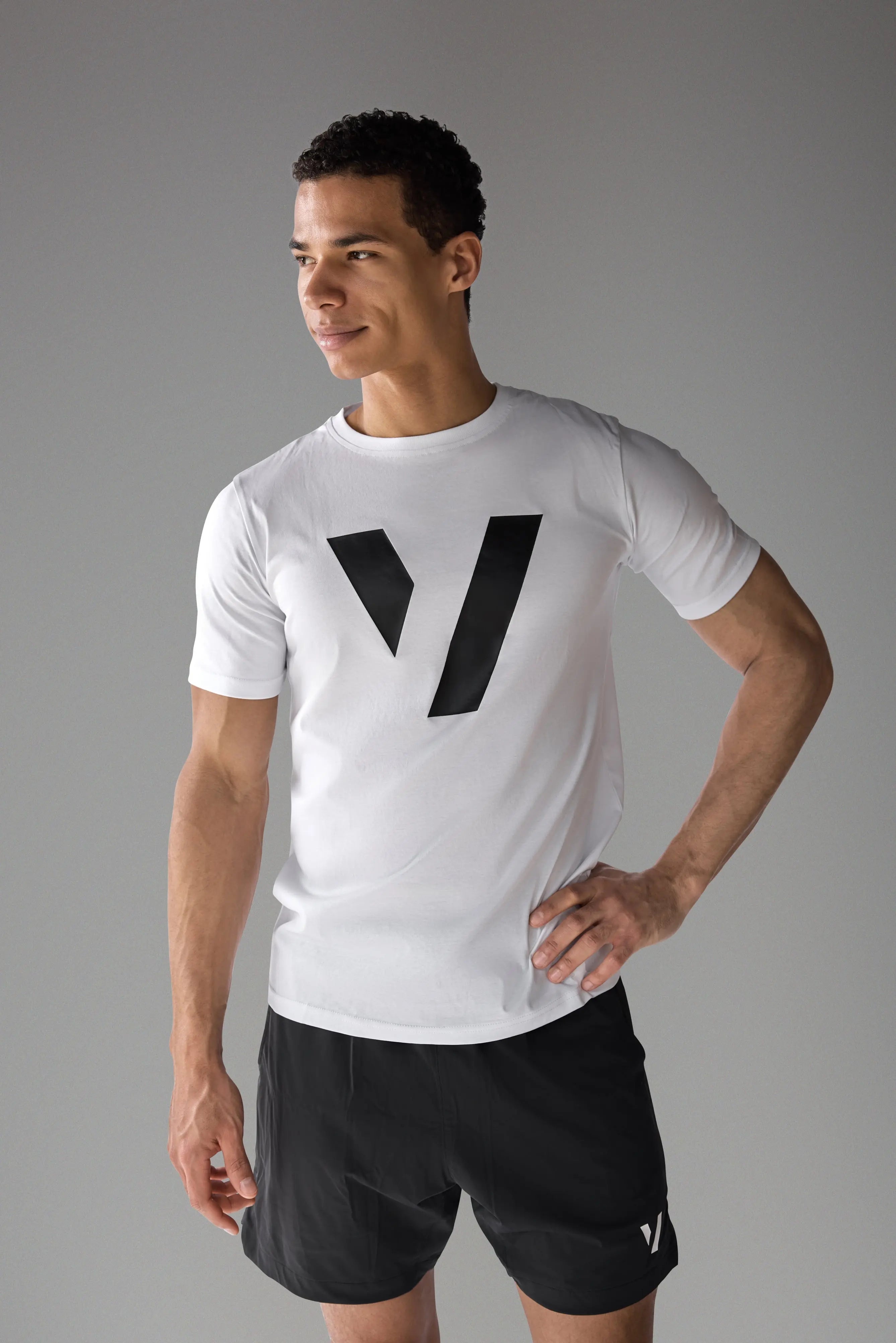 Vexo TrainWell Training T-Shirt – breathable, moisture-wicking athletic shirt designed for high-performance training with a soft, comfortable fit.