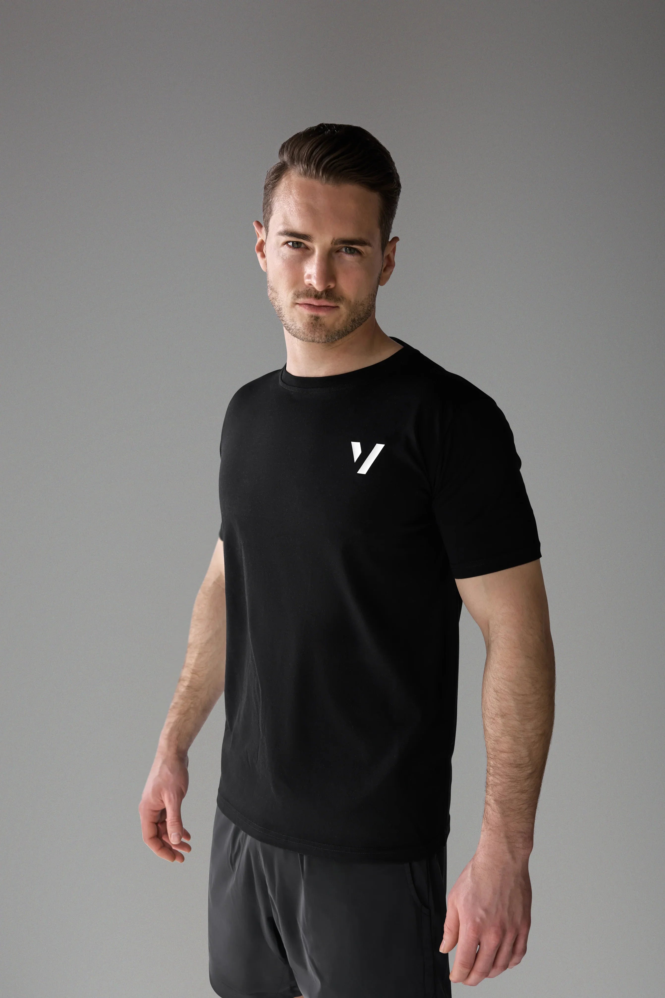 Vexo TrainWell Training T-Shirt – breathable, moisture-wicking athletic shirt designed for high-performance training with a soft, comfortable fit.