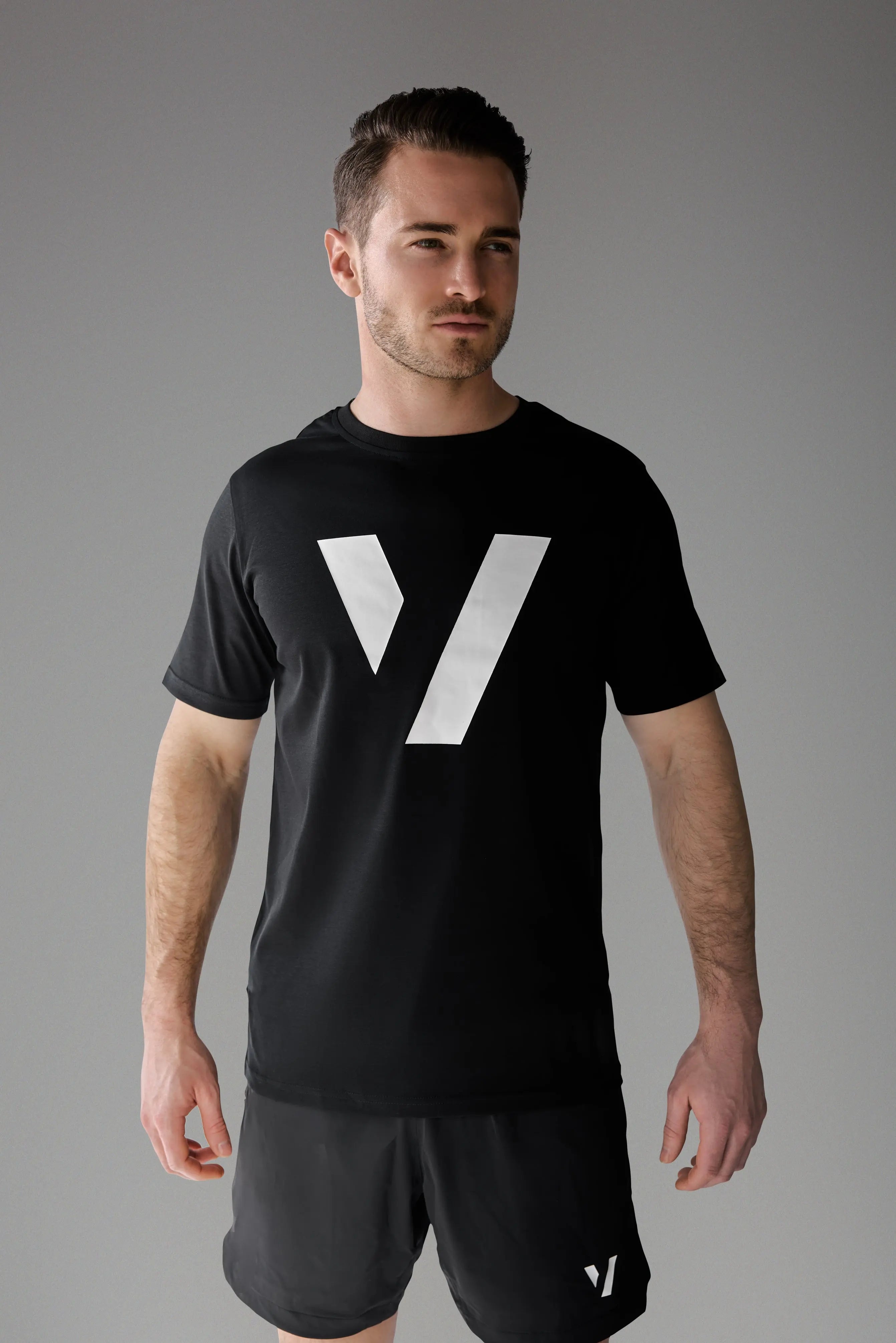Vexo TrainWell Training T-Shirt – breathable, moisture-wicking athletic shirt designed for high-performance training with a soft, comfortable fit.