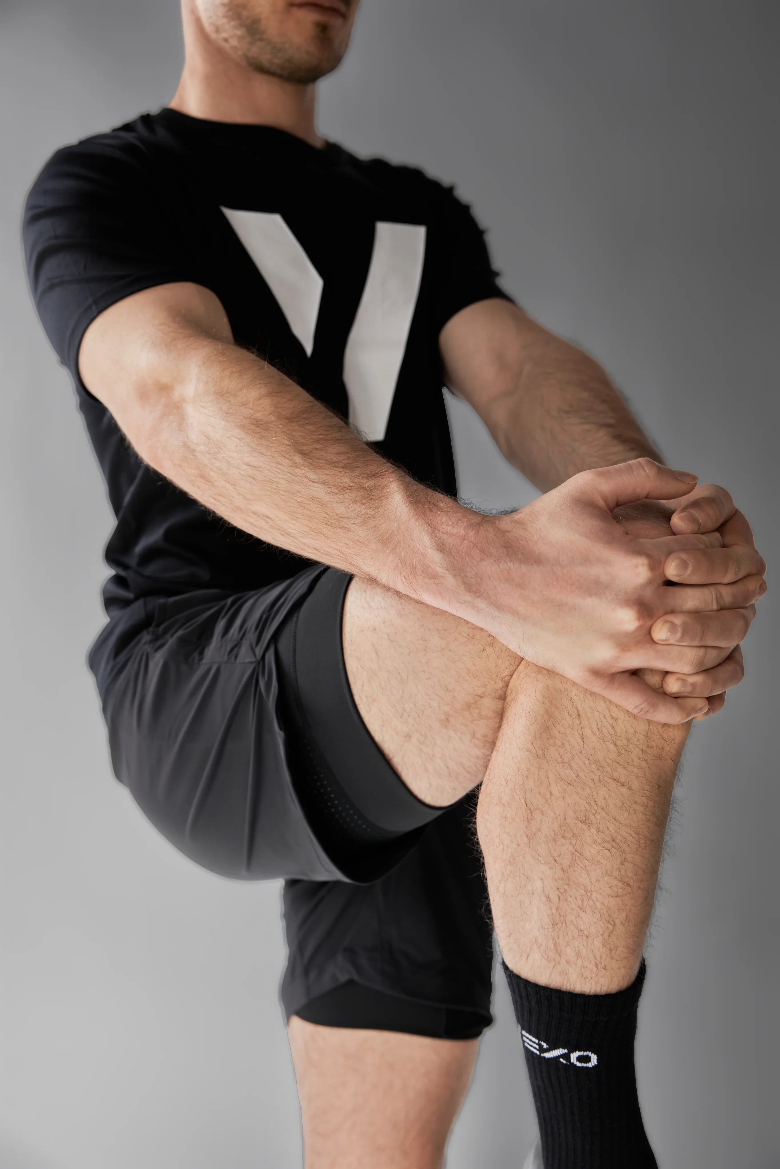 Vexo MatchMove Shorts – lightweight, breathable tennis shorts with built-in compression layer, towel holder, and zip pockets for secure storage.