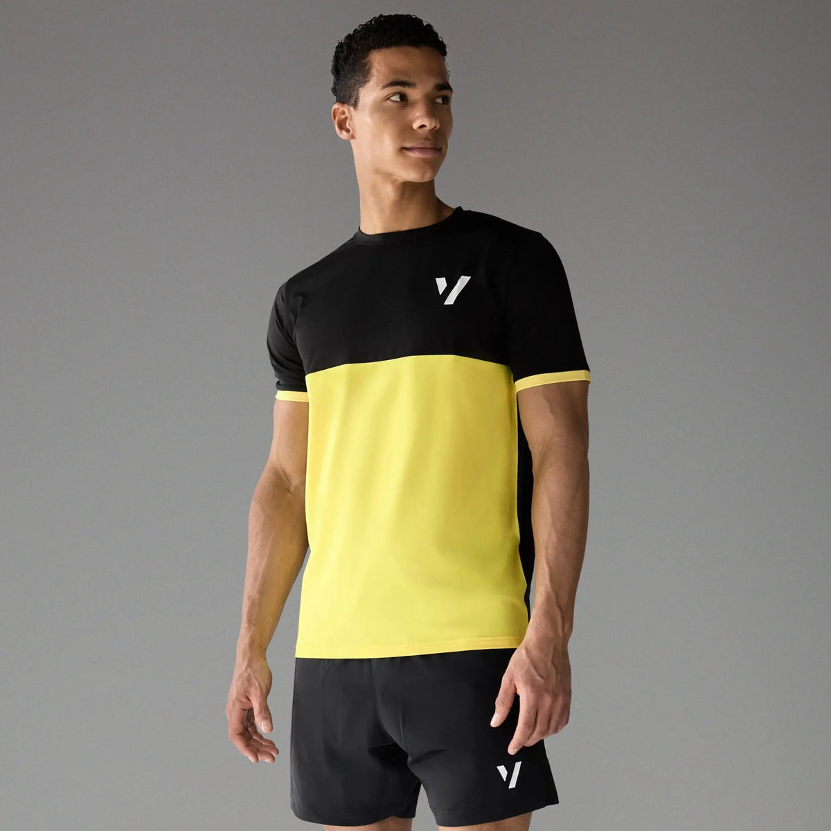 Vexo PrimeFit Match Tee – high-performance tennis t-shirt with a fitted design, breathable DryFit fabric, and lightweight feel for optimal comfort on court.